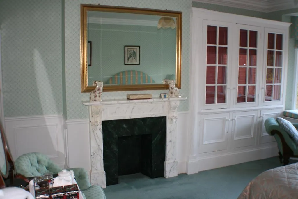 Bed & Breakfast The Heathers Guest House York