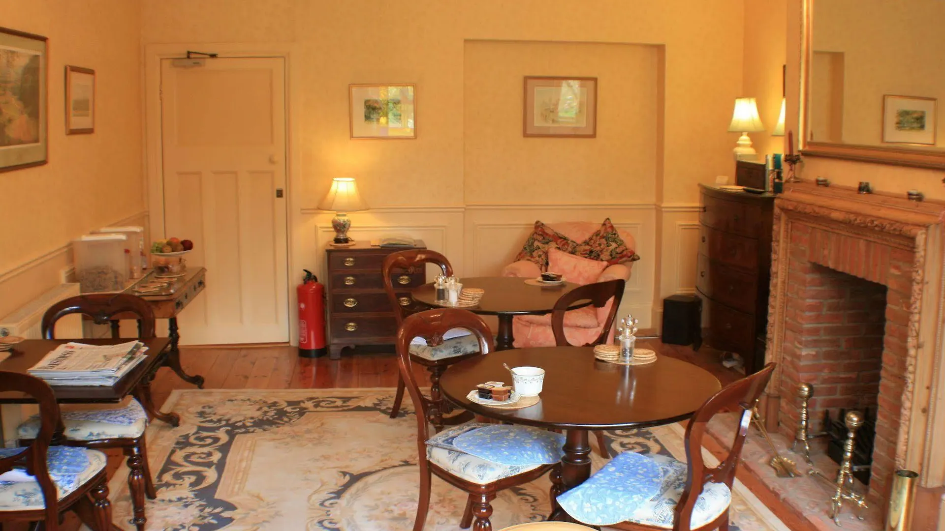 The Heathers Guest House York 4*,